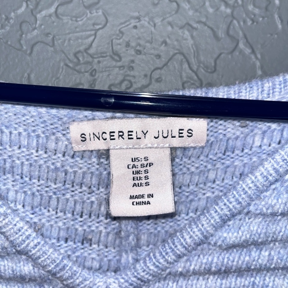 Sweater - Picture 3 of 3